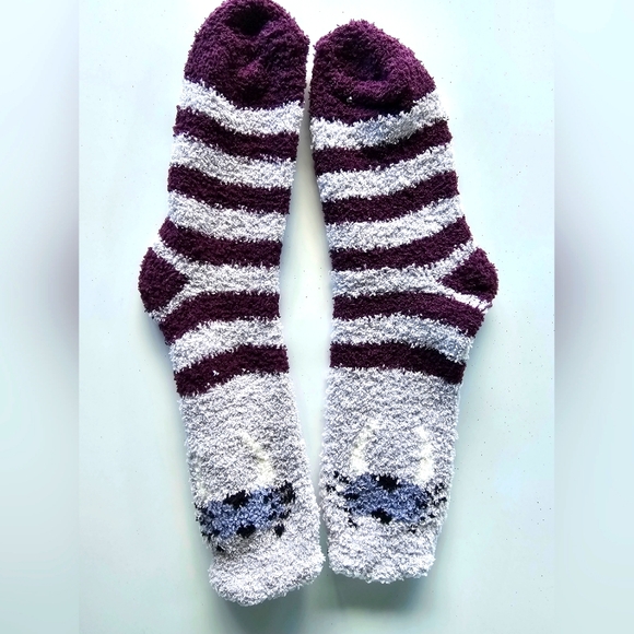Fuzzy purple/white striped socks. Never used - Picture 1 of 2